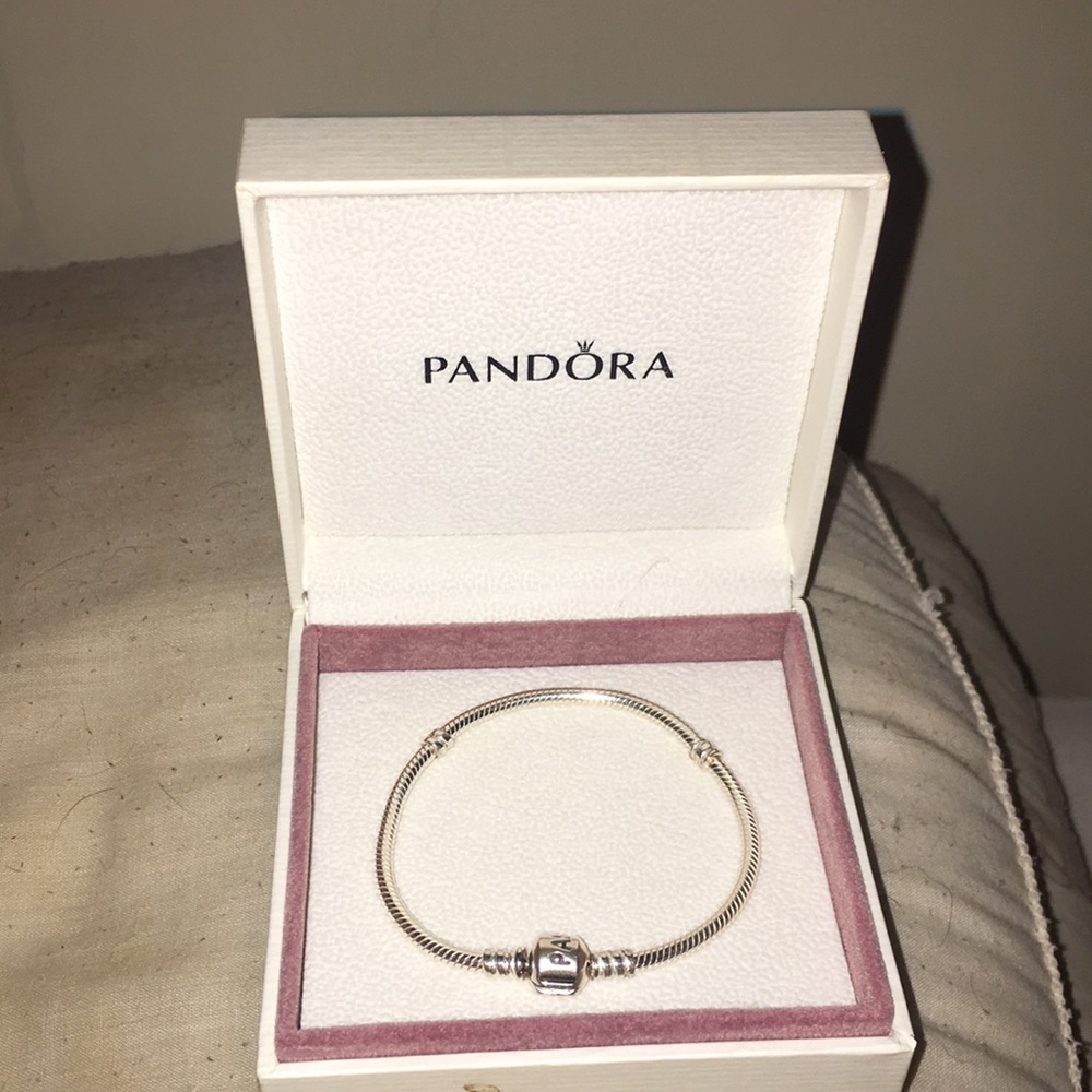 100% authentic pandora bracelet